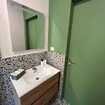 Private Near Bellagio On 펜션 *