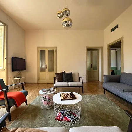 Private Near Bellagio On