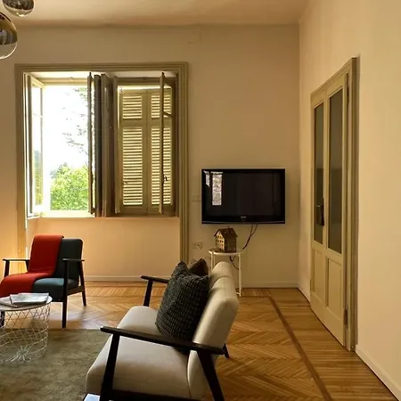 Pia Lena Holiday home