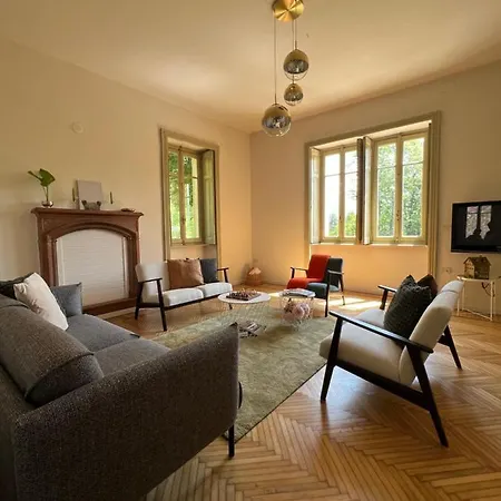 Private Near Bellagio On
