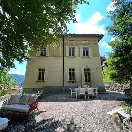 Pia Lena Feriehus Magreglio